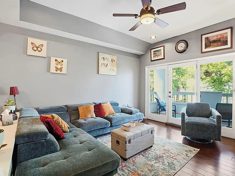 700 Bishops Park Dr #306 — Photo 15