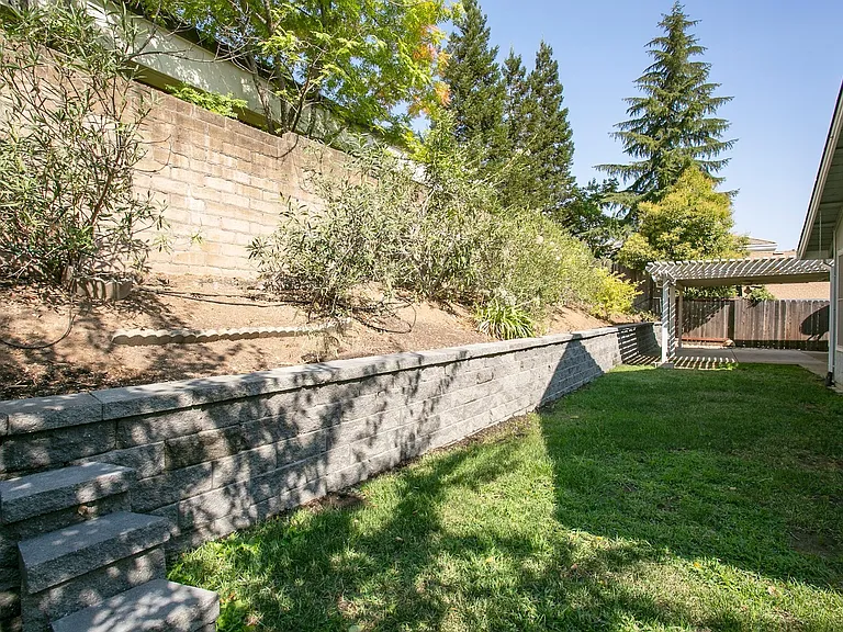 5809 Lincoln Ave — Photo 28