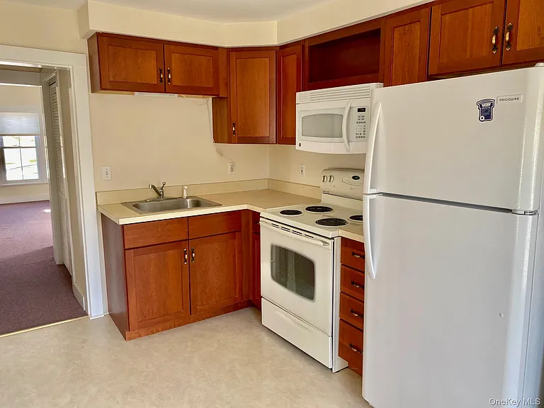 22 Washington Ave #2 — Photo 7