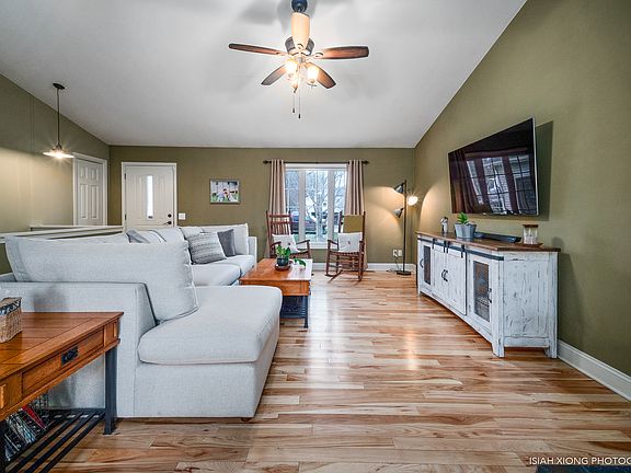 4th image of 725 Cynthia Dr