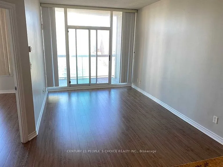 3504 Hurontario St #2309 — Photo 16