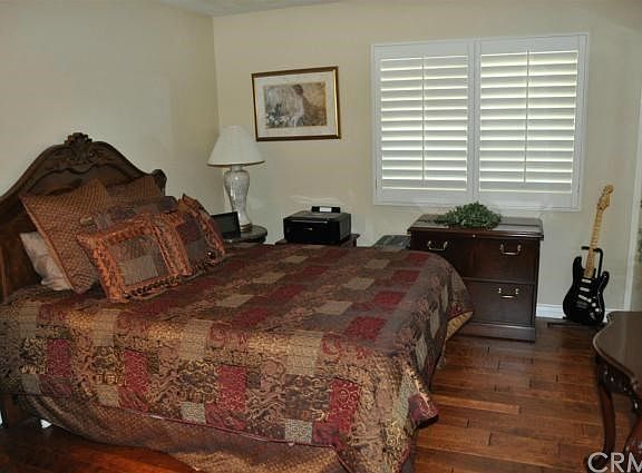 4th image of 1760 Orangewood Ave
