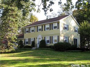 3740 Lucinda Dr, Skaneateles, NY 13152
