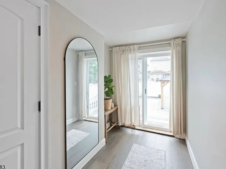 19 Gordon St #1 — Photo 5