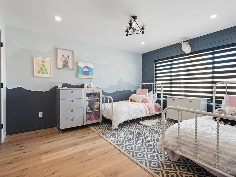 10021 E Grand Ave — Photo 39