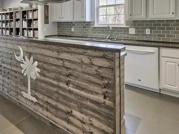 118 Emerald Lake Rd, Columbia, SC 29209