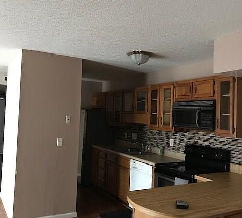 3rd image of 702 Glendale Dr APT B