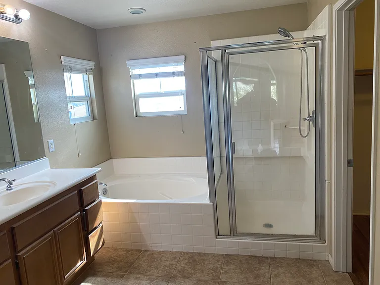 14684 Tilden Ln — Photo 6