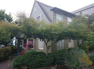 1724 41st Ave SW, Seattle, WA 98116