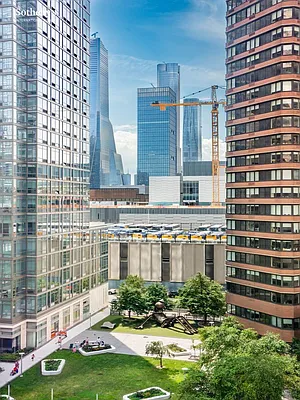 Rented by Sotheby's International Realty | media 29