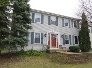 4504 W Ole Farm Rd, Plainfield, IL 60586