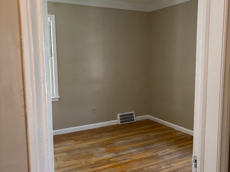 1703 Michigan Blvd — Photo 16