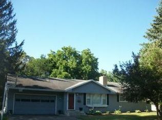 16823 Scenic Ln N, Minnetonka, MN 55345