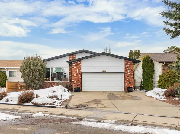 8427 152b Ave NW, Edmonton, AB T5E 6G1