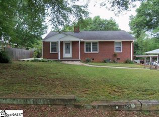 14 Sequoia Dr, Greenville, SC 29605