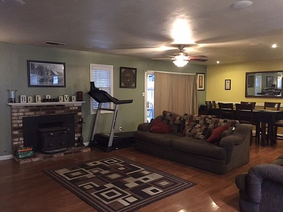 2nd image of 705 Daniels St