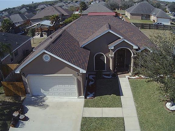 2nd image of 703 Drennan St