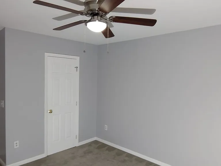 2119 Abby Knoll Dr — Photo 30