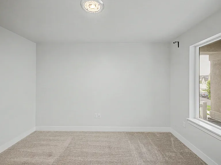 1529 W Stone Gate Dr — Photo 14