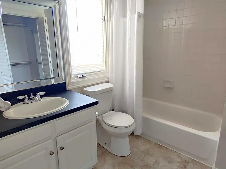3201 Rosedale Ave — Photo 10