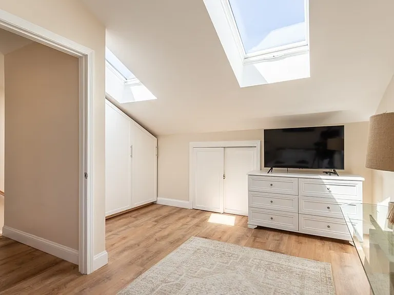 5 Everett Ct #2B — Photo 6