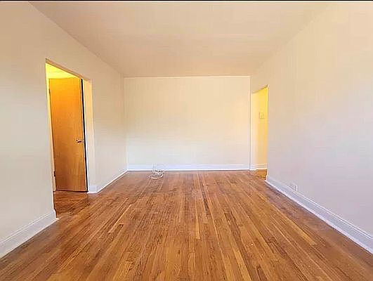 3rd image of 180 E 17th St #12