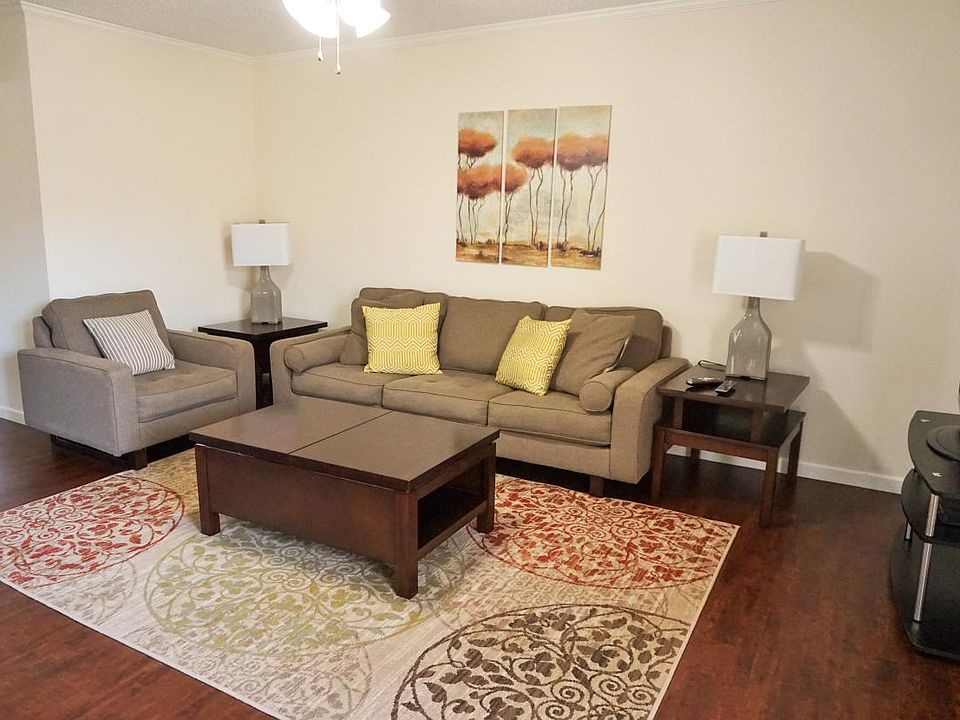 1st image of 4727 W Alabama St Unit 203
