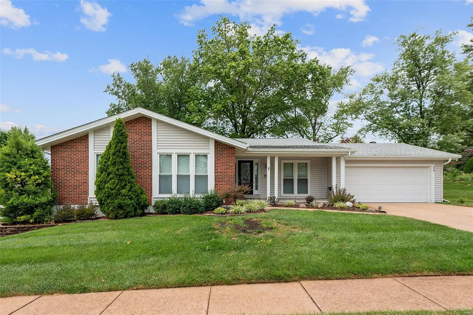 309 High Meadows Dr photo 1