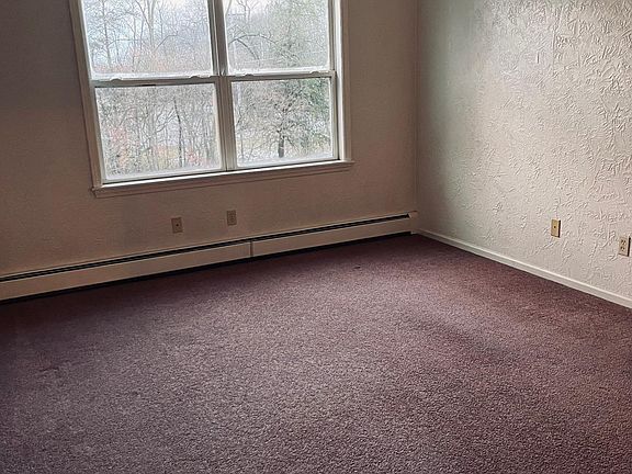 5th image of 6129 W D Ave