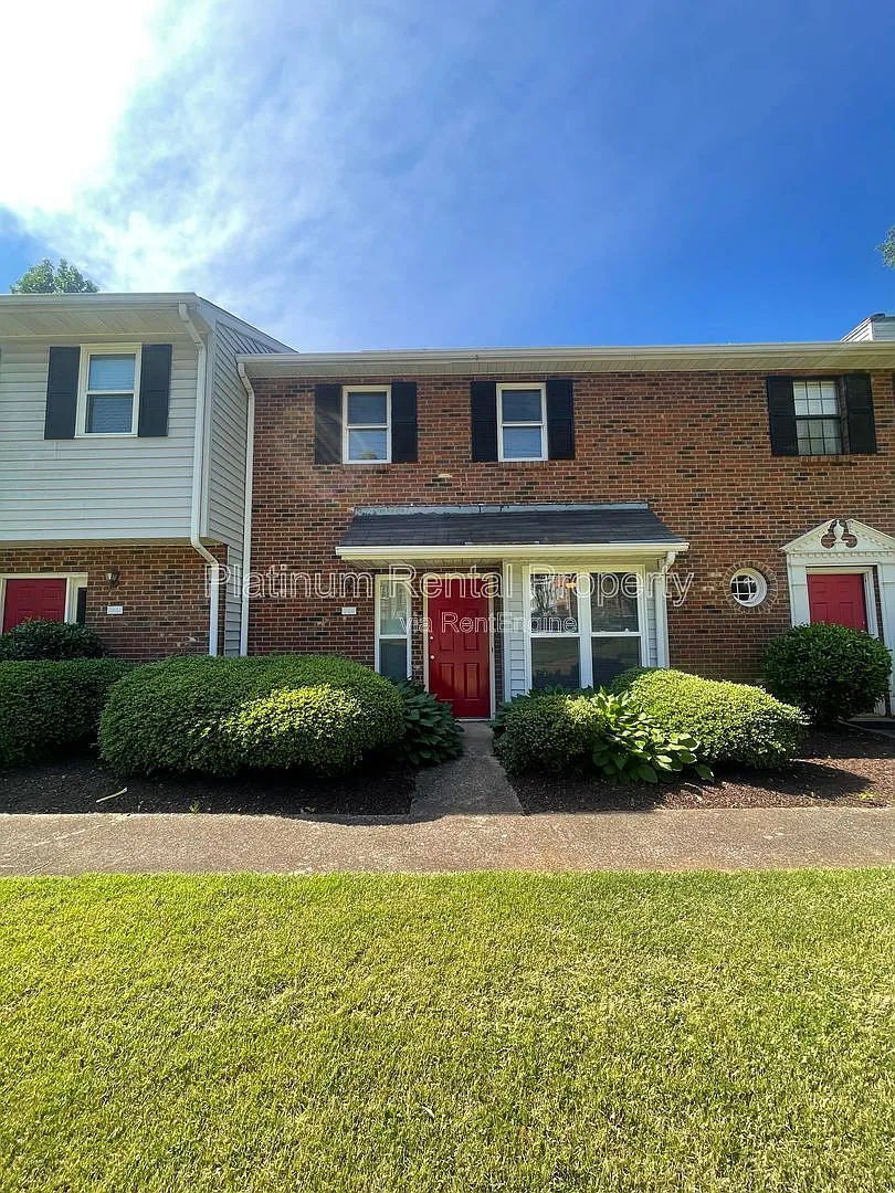 Building Photo - 1125 Jamestowne Trl