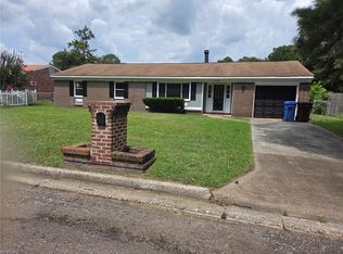 3232 Sir Meliot Dr, Chesapeake, VA 23323