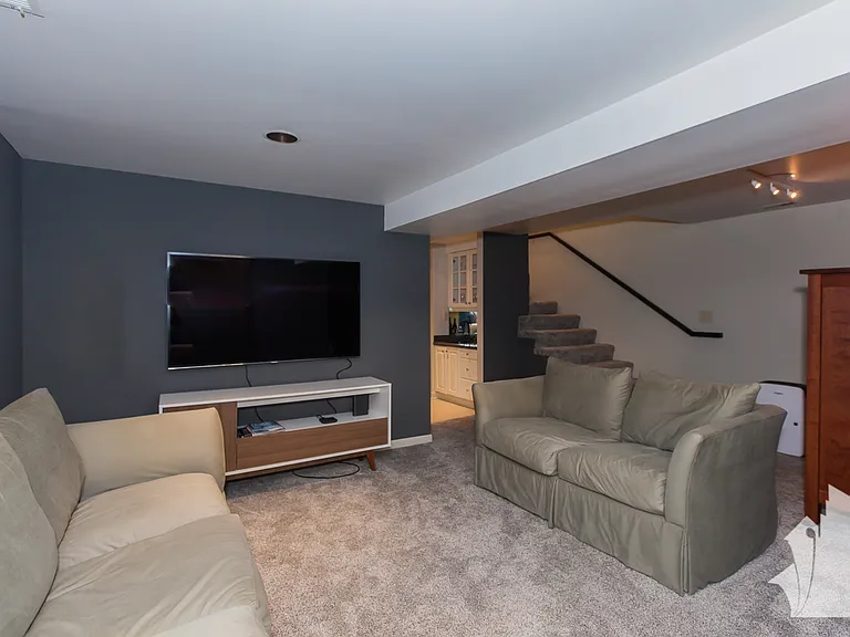 1625 W Hollywood Ave #1 — Photo 24