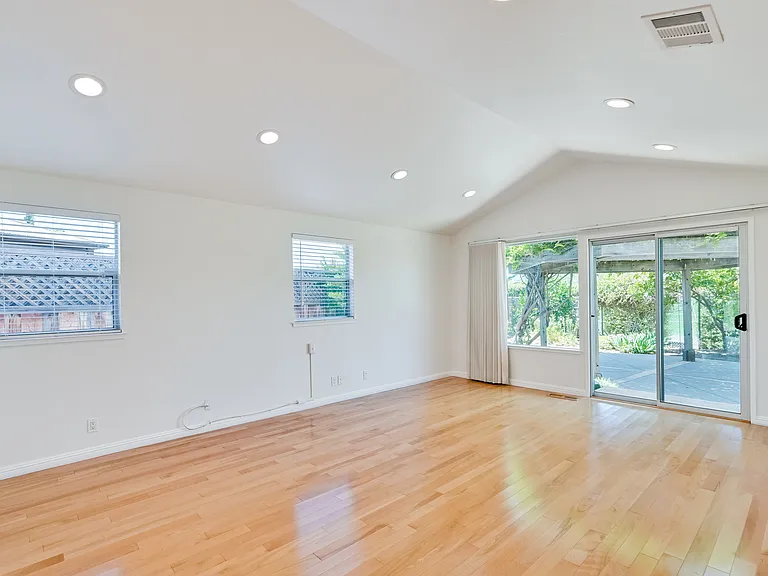 1289 Glen Haven Dr — Photo 17
