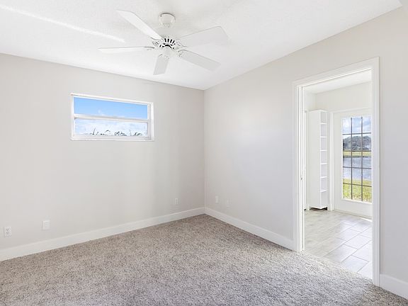 5th image of 625 W Lake Jasmine Cir APT 101