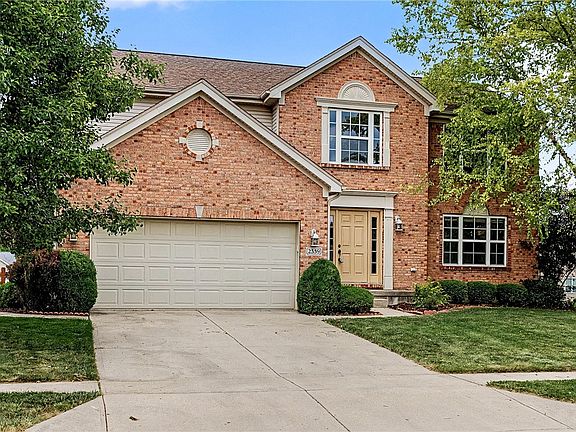 3rd image of 2339 Gardner Dr
