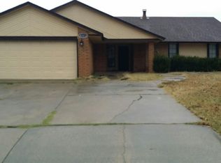 8223 NW 111th St, Oklahoma City, OK 73162