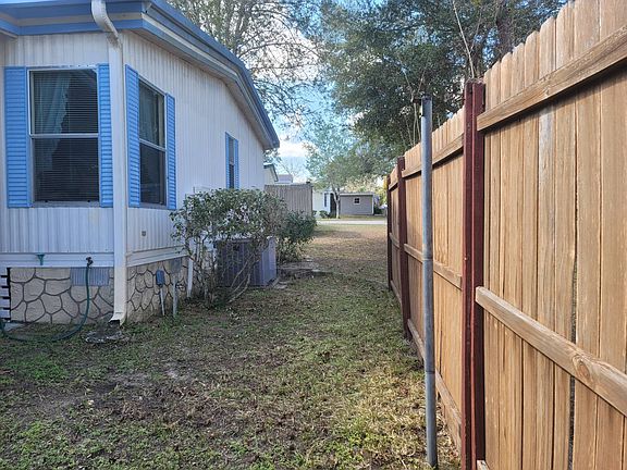 4th image of 6512 Lakewood Dr