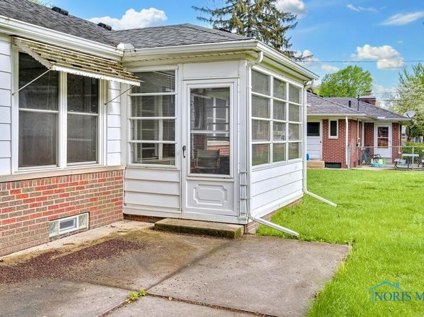 2838 Isha Laye Way, Toledo, OH 43606