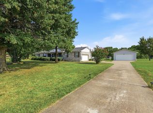 27513 State Highway 56, Whitesboro, TX 76273