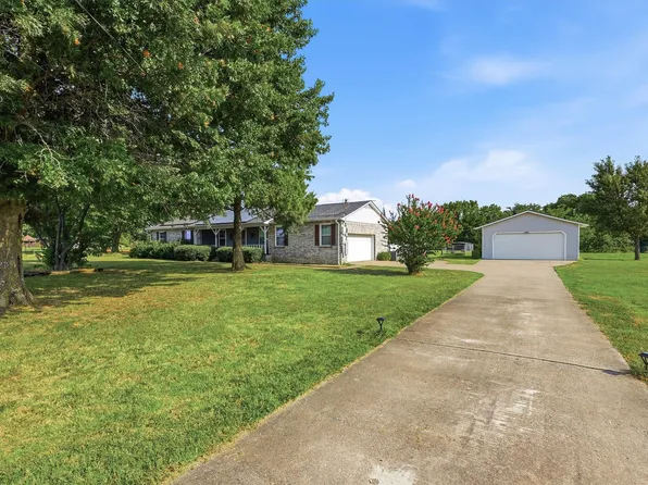 27513 State Highway 56, Whitesboro, TX 76273