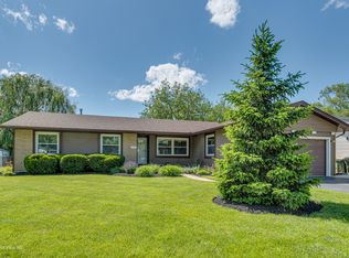 1355 Cumberland Cir W, Elk Grove Village, IL 60007