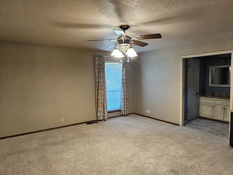 1006 Sunny Brook Dr — Photo 17