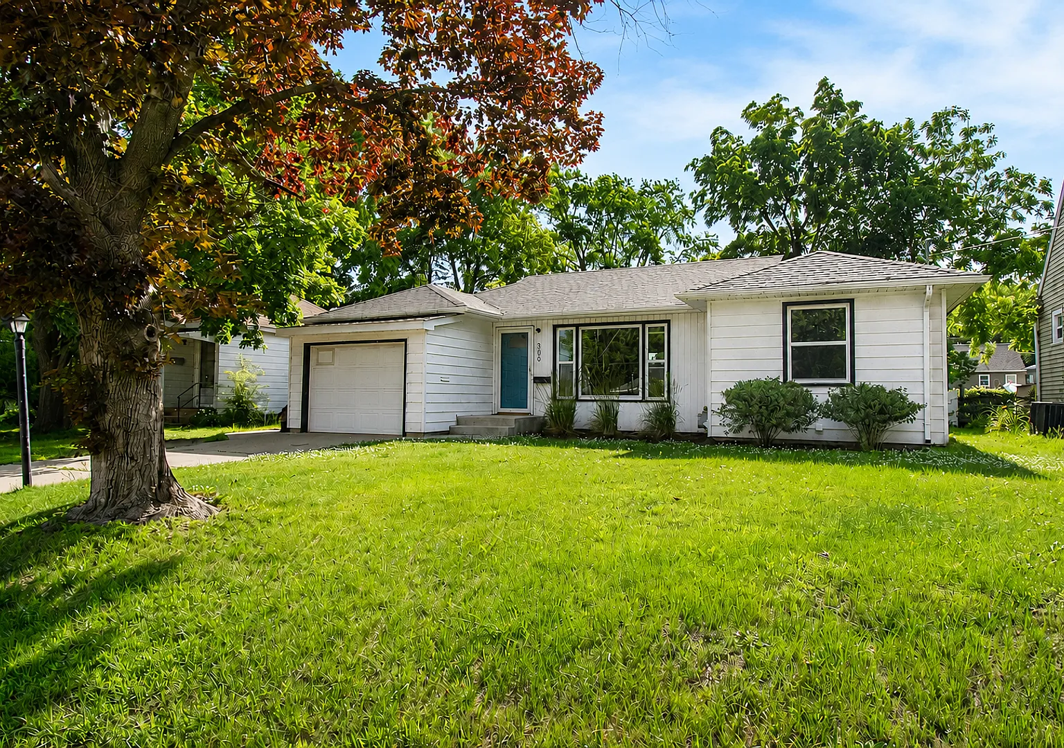 Charming Uptown Ranch-style Home with Private Fenced Backyard — Photo 1
