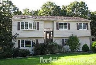 3rd image of 4 Cedar Ln