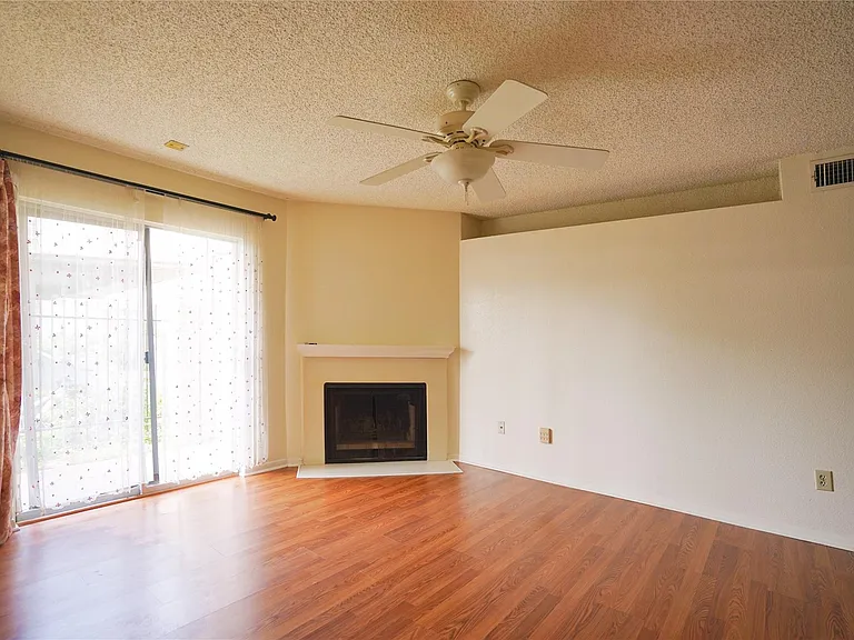 2121 Hepburn St #716 — Photo 8