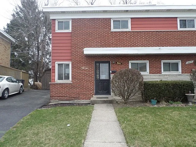 8411 Lotus Ave photo 1