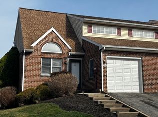 28 Jean Lo Way, York, PA 17406