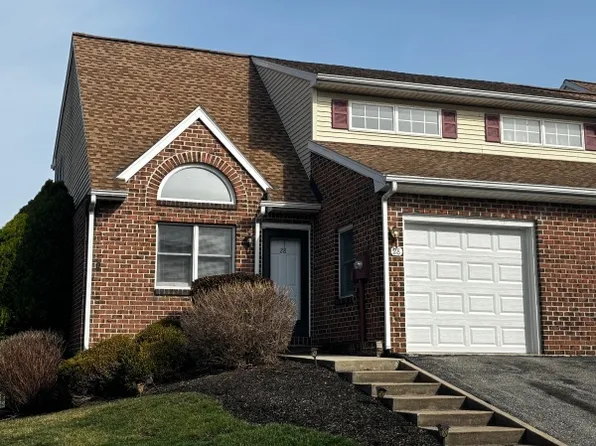 28 Jean Lo Way, York, PA 17406