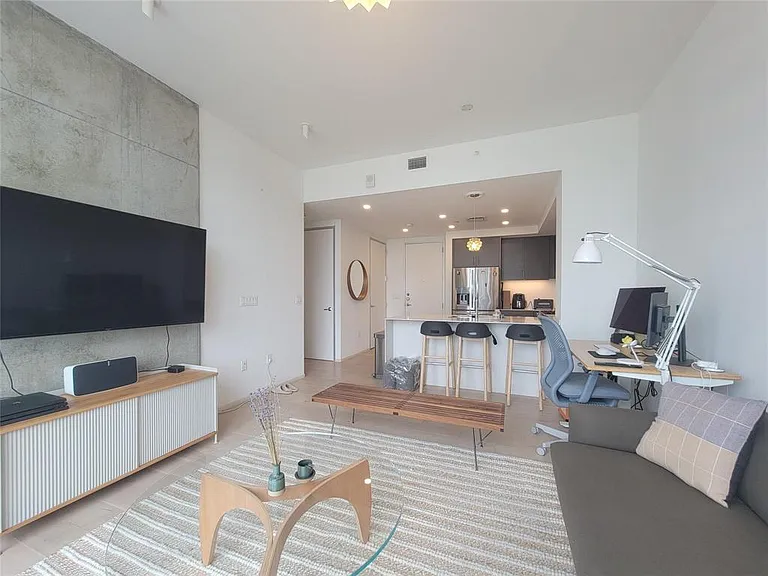 301 West Ave #1203 — Photo 8