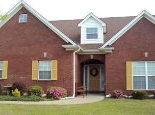 1889 Kent Cir, Leeds, AL 35094